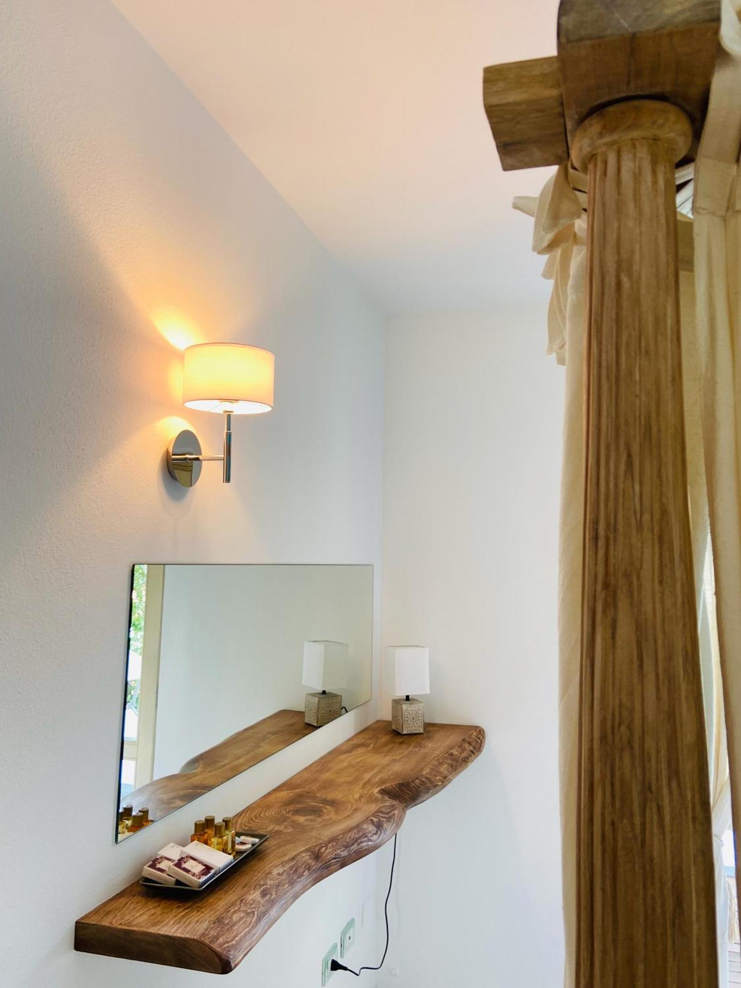 Lotus Wellness Apartment - Resort Ginestre - Palau - Sardinia Esterno foto